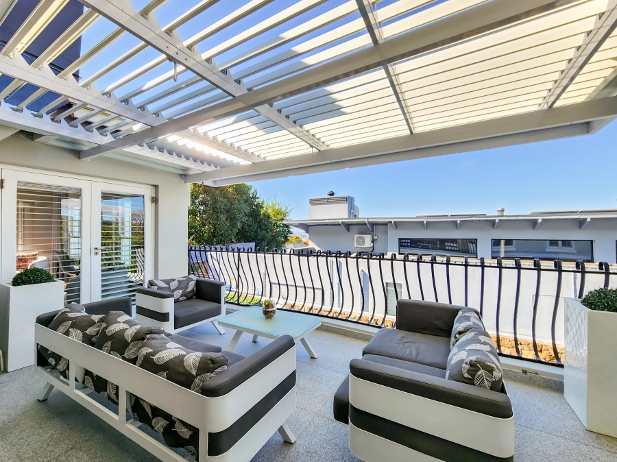 4 Bedroom Property for Sale in Newlands Western Cape